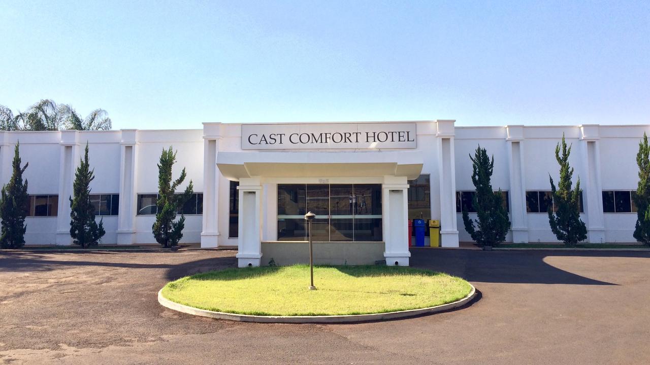 Cast Comfort Hotel Paranaíba Eksteriør billede